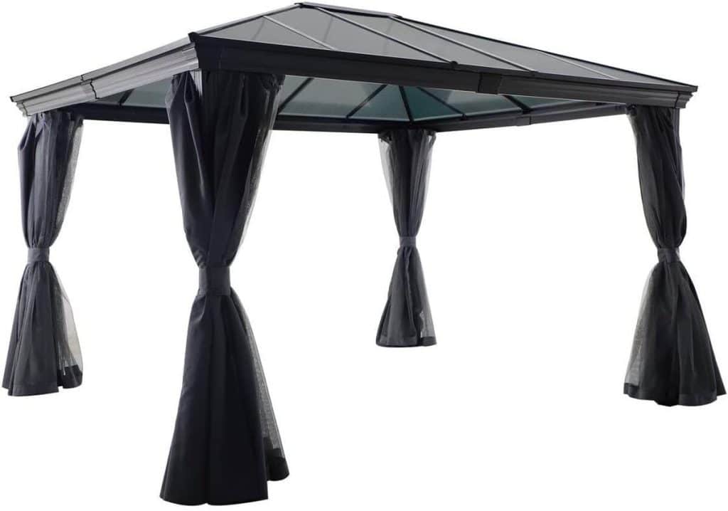 Test de la tonnelle Belize Hespéride : élégance et robustesse en extérieur