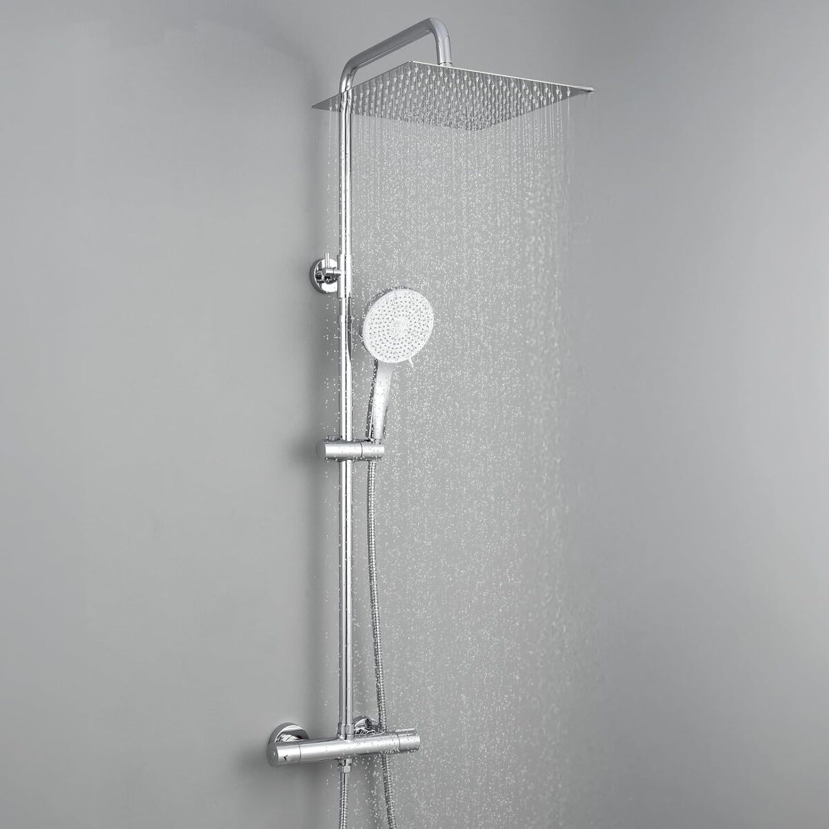 Test : colonne de douche Auralum avec mitigeur thermostatique chromé