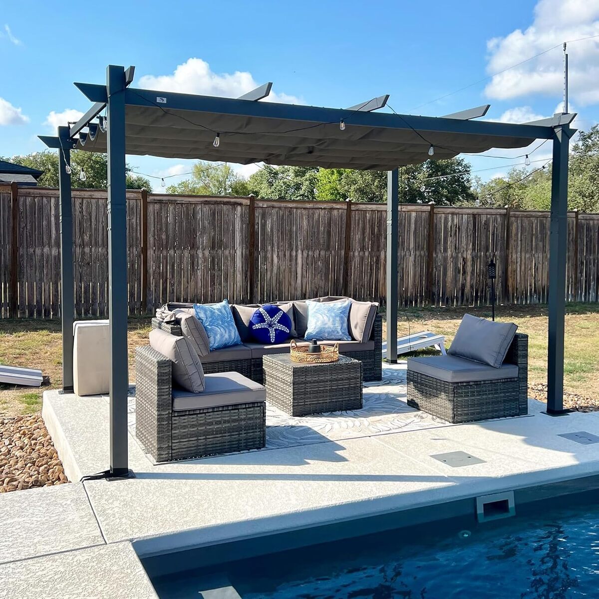 Test de la pergola Purple Leaf en aluminium 4 x 3 m : protection et design pour votre jardin