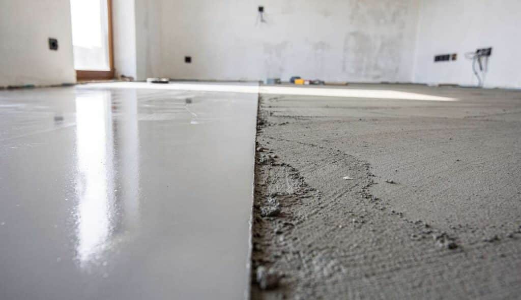 Chape anhydrite ou ciment : que choisir ?