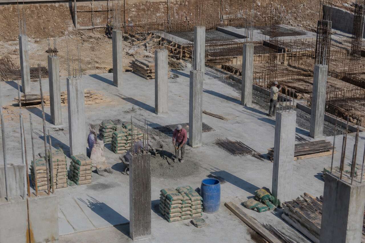 Exemples complets: dalle, poteaux et fondations Exemples complets: dalle, poteaux et fondations