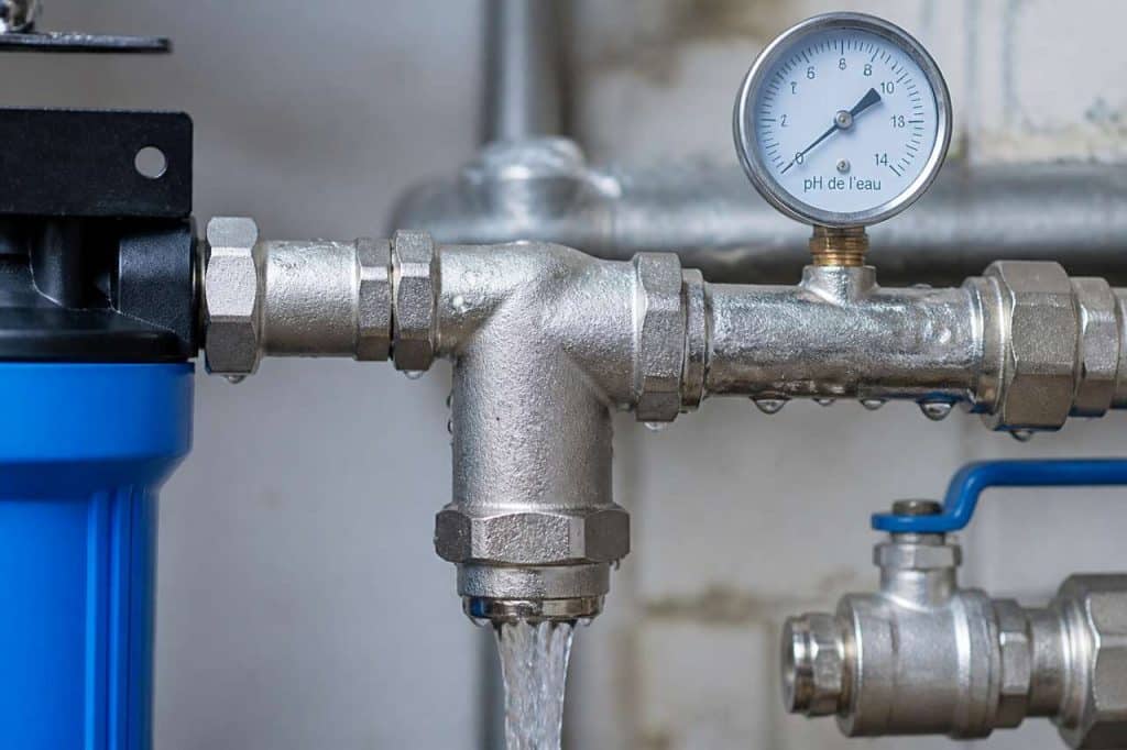 Impact du pH de l'eau sur votre plomberie