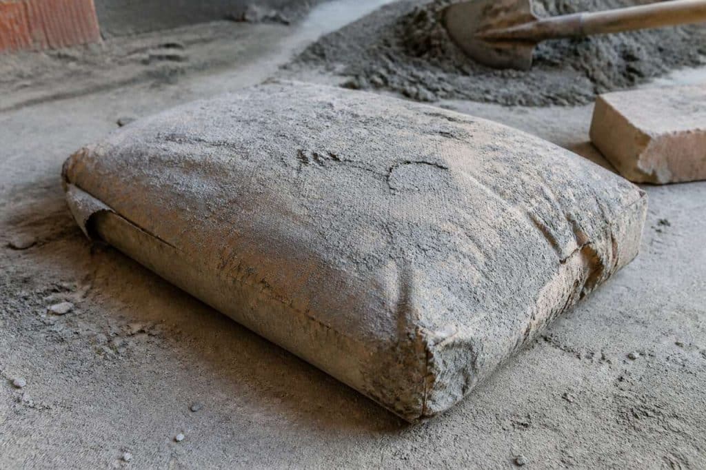 Peut-on utiliser un sac de ciment durci ?