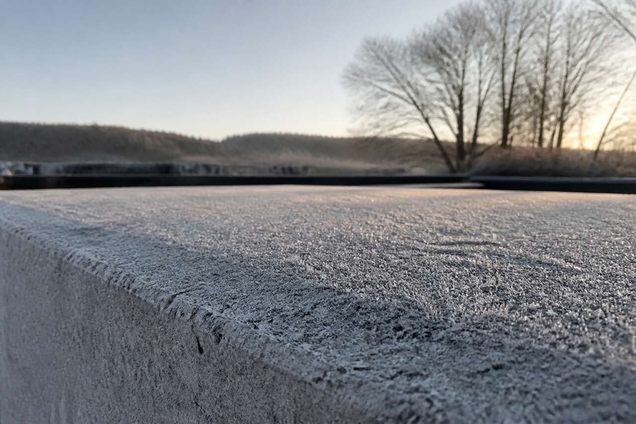 B&eacute;tonnage par temps froid : seuils, gel nocturne et protections